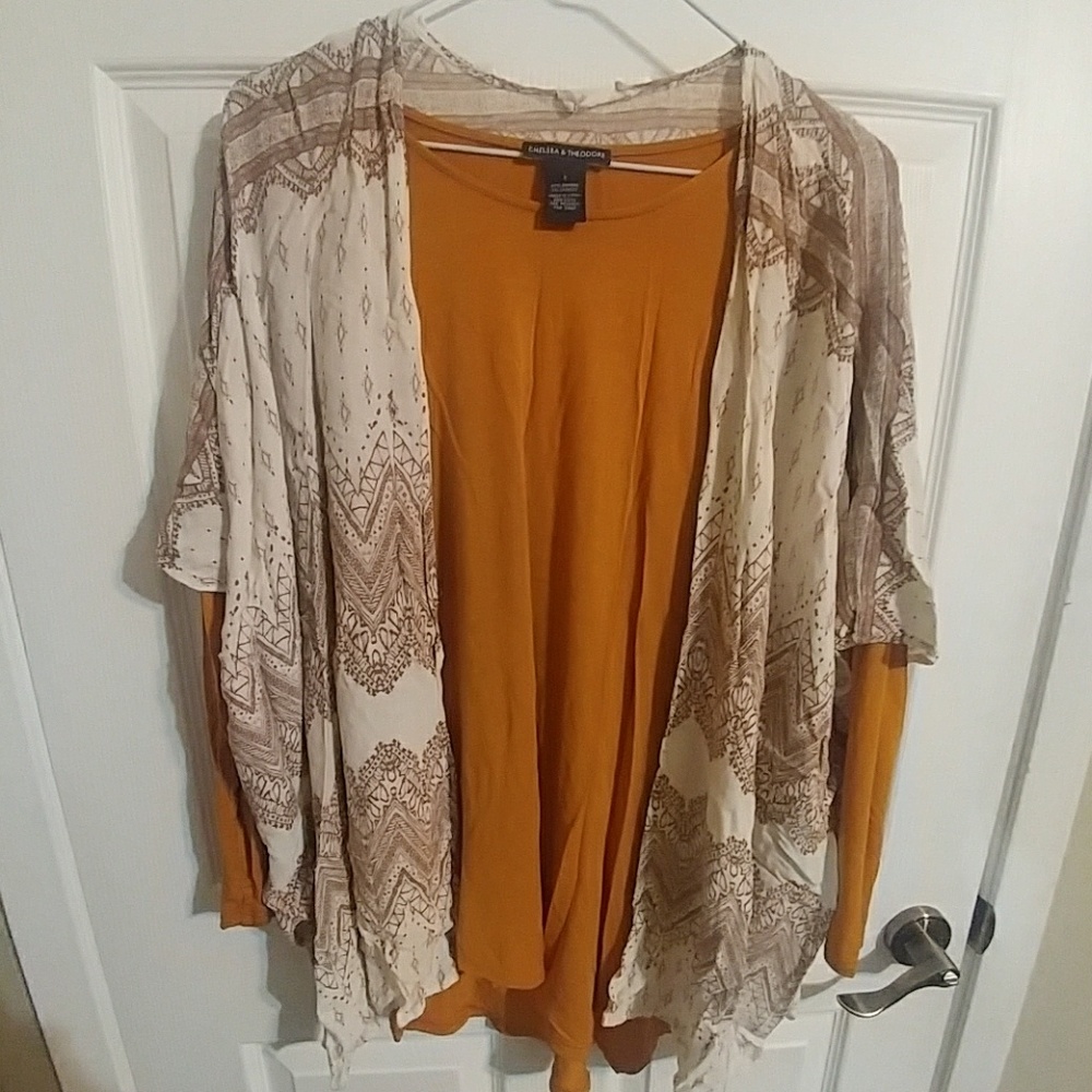 Two Basic Tops - image 4